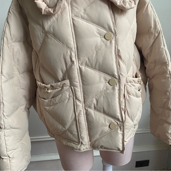 Vocavaca Frill Collar Short Down Coat - Picture 4 of 16